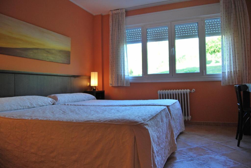 Hotel Entrevines Colunga Luaran gambar
